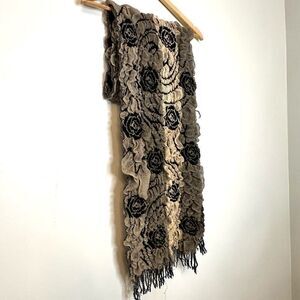 Detailed Floral Embellished Ruffle Scarf